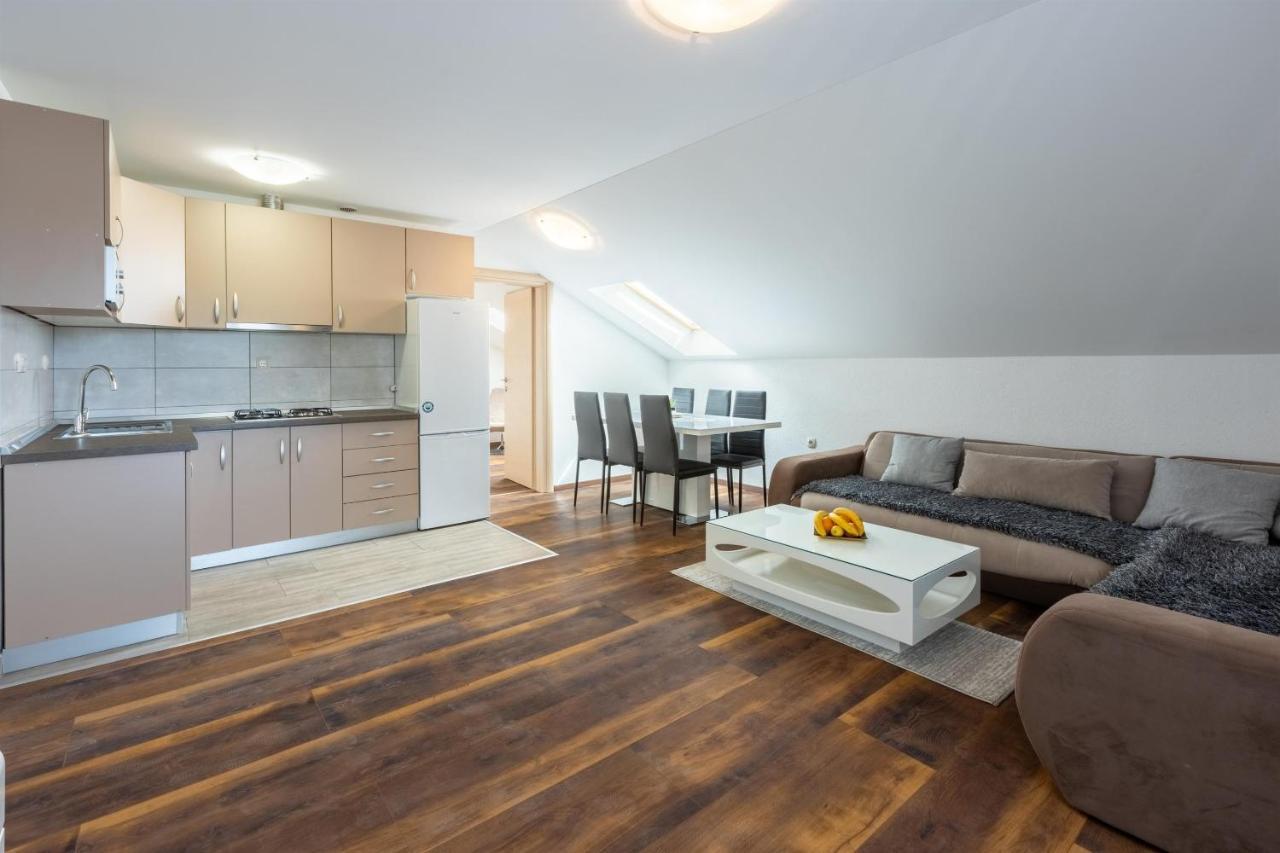 Apartments Mirela Crikvenica Zewnętrze zdjęcie