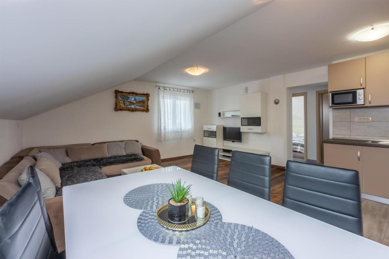 Apartments Mirela Crikvenica Zewnętrze zdjęcie